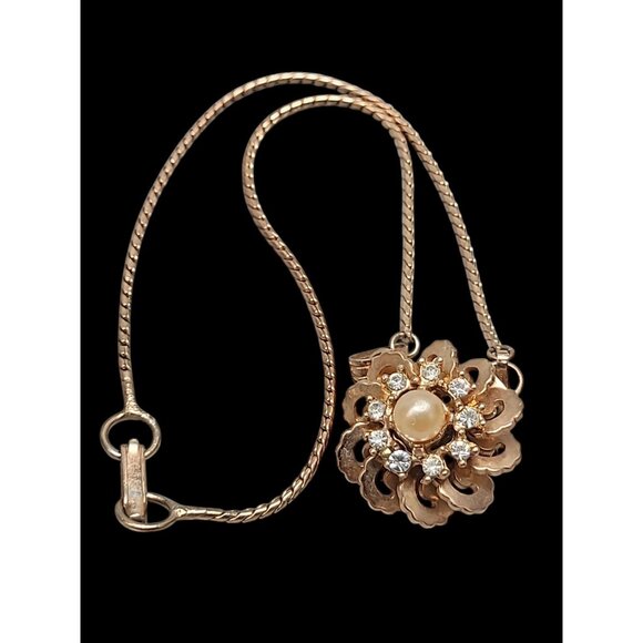 Unknown Jewelry - Swirl Flower Brooch Pendant Necklace Faux Pearl Rhinestones Gold Tone Vtg